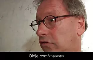 জোর করে স্বামী হোটেল ফ্রি