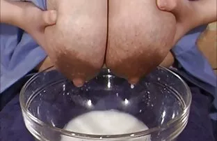 স্তন্যপান এরোটিকা