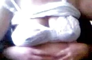 মা স্টকিংস মধ্যে লিঙ্গ দাদী ম্যাসেজ
