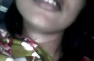 লজ্জা ভারতীয় মেয়েরা, আপনার 1 পর্দার জন্য এশিয়ান শুটিং
